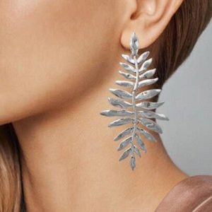 Evergreen Leave Earrings