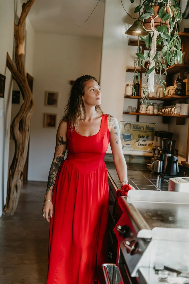 Long Agnes dress in Red Linen - Image 4